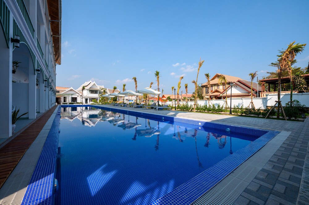 Amanda Hotel