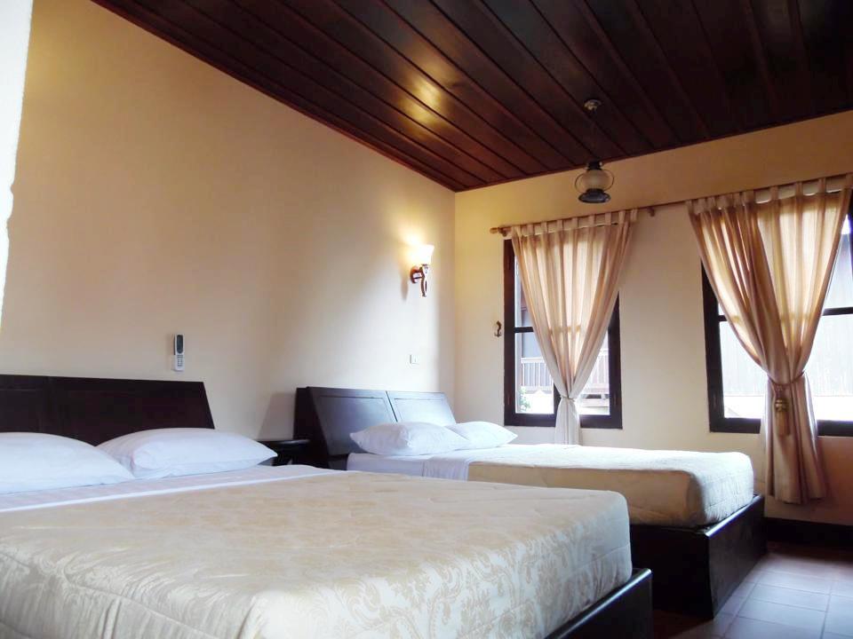 Bua Luang Hotel