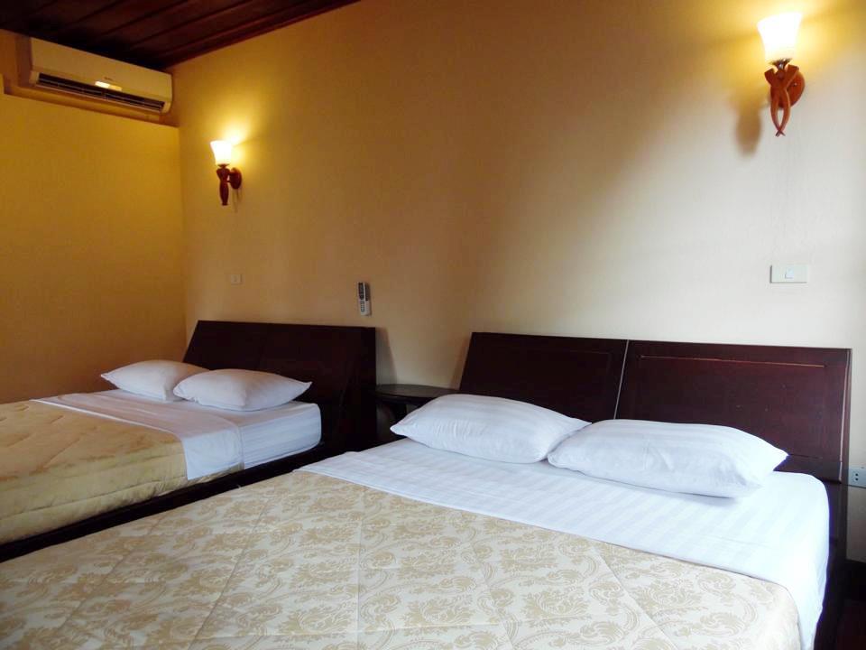 Bua Luang Hotel