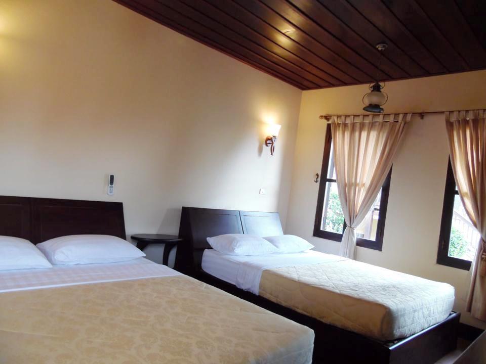 Bua Luang Hotel
