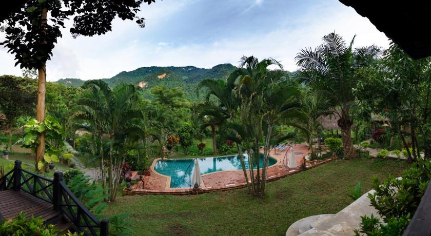 Hillside - Nature Lifestyle Lodge