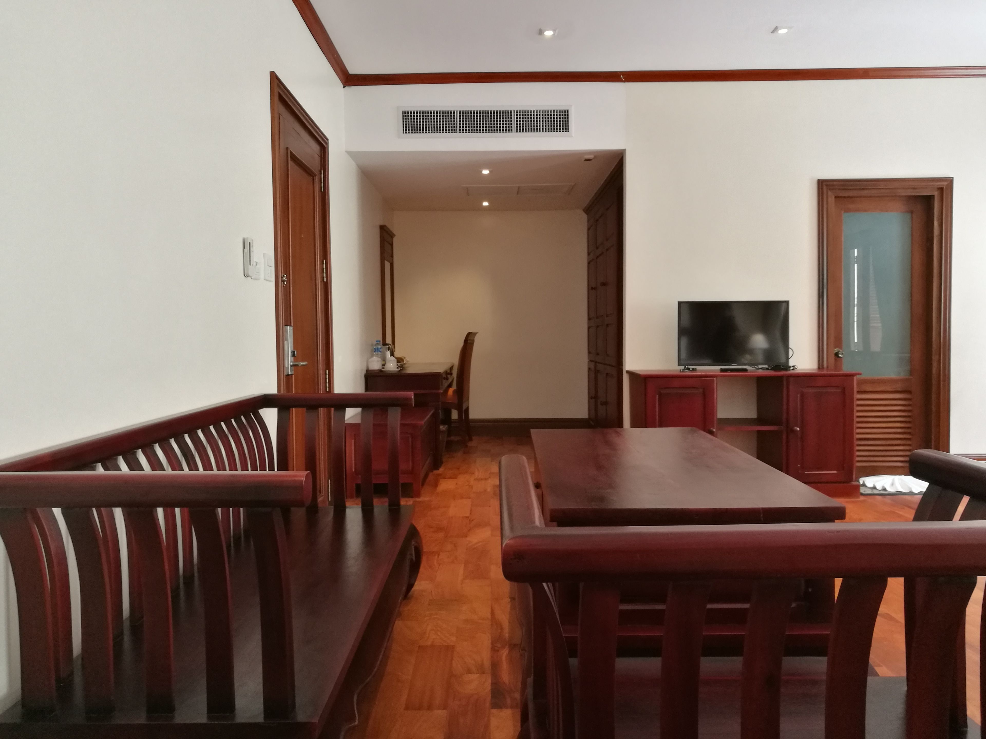 Houngvilai Hotel