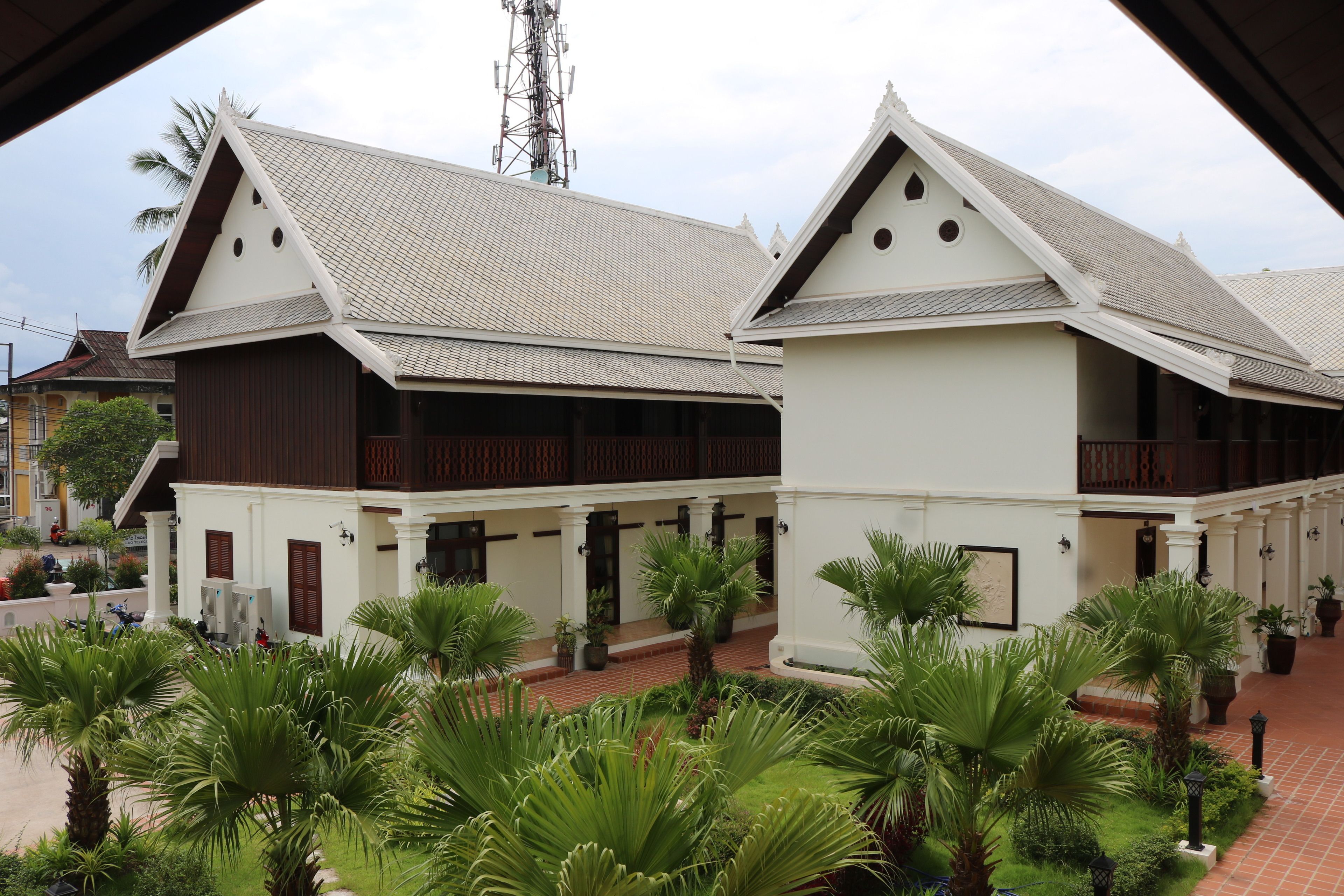 Houngvilai Hotel