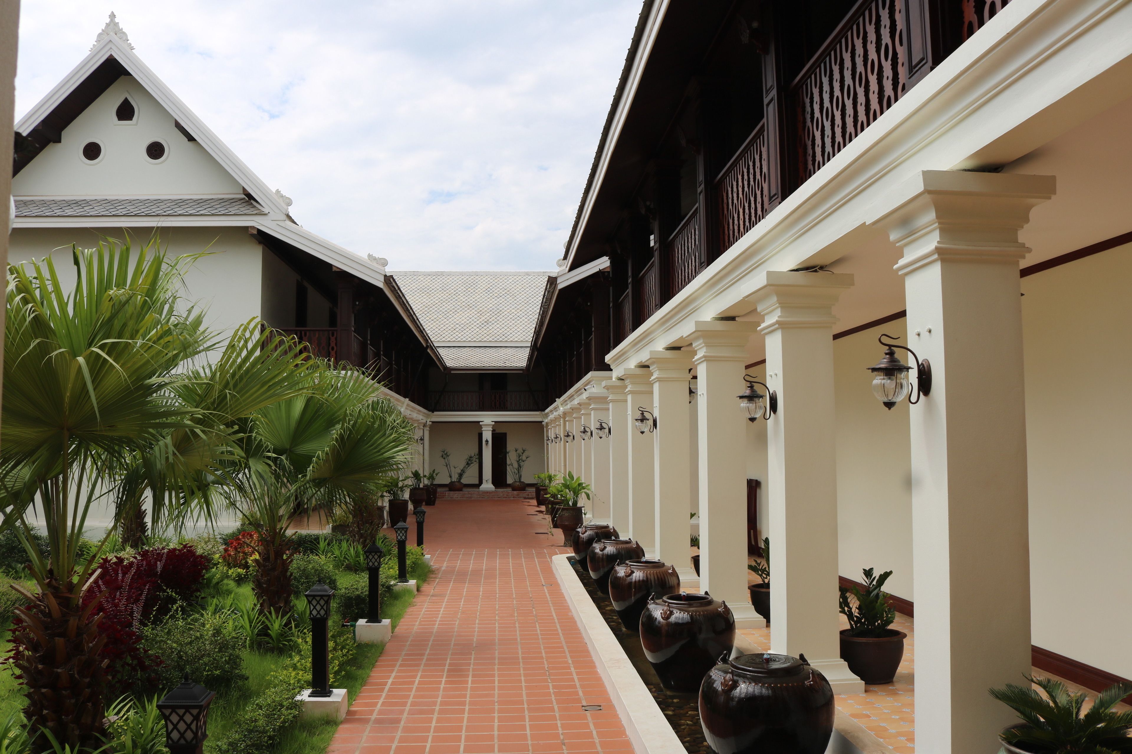 Houngvilai Hotel