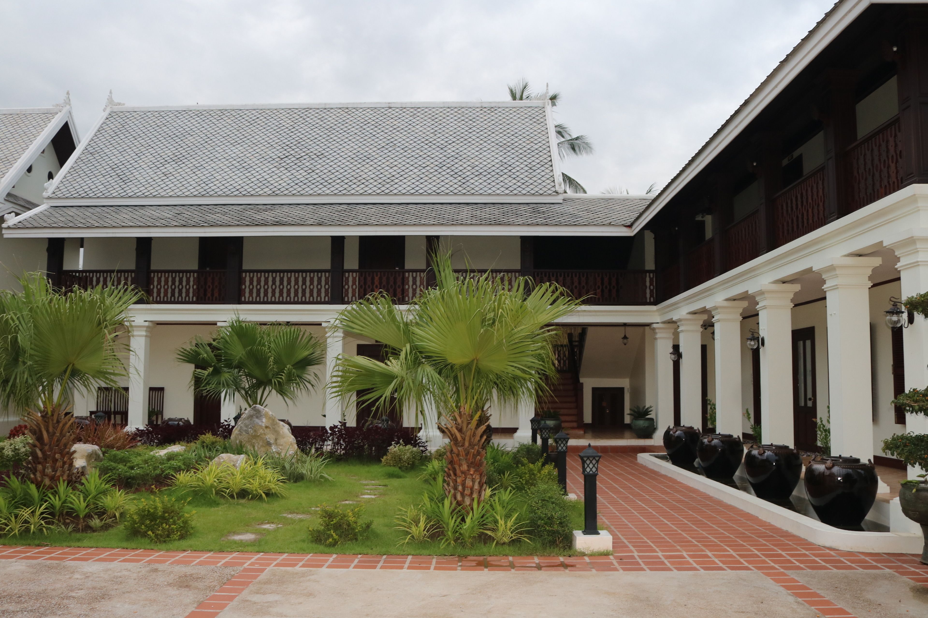 Houngvilai Hotel