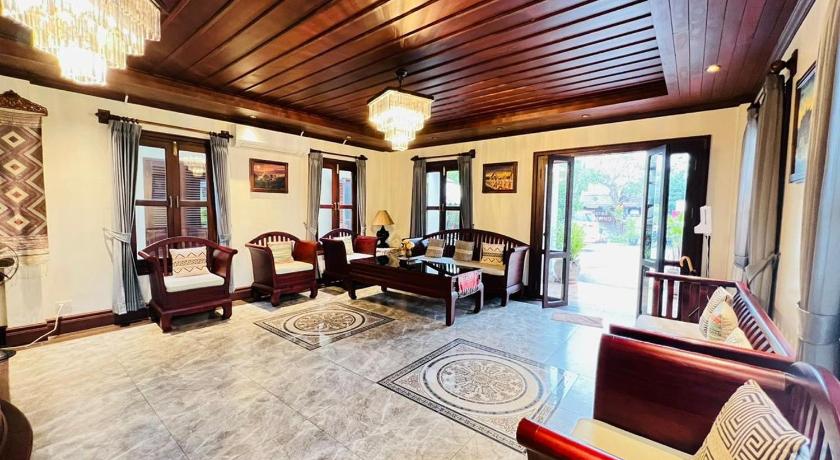 Houngvilai Hotel