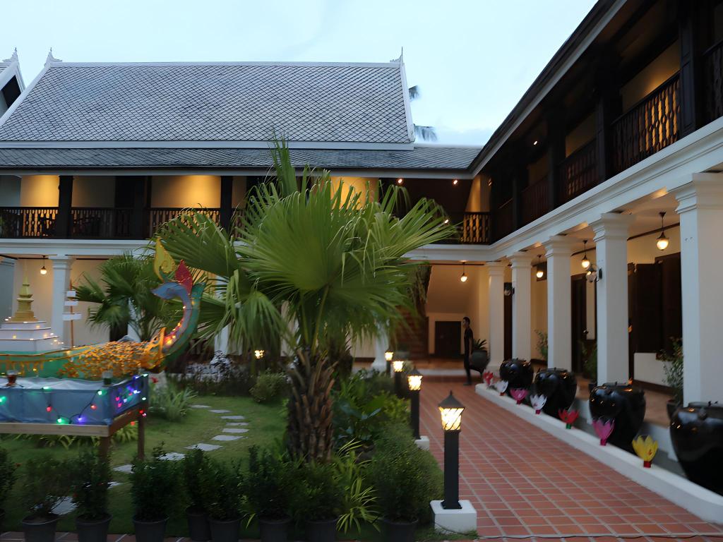 Houngvilai Hotel