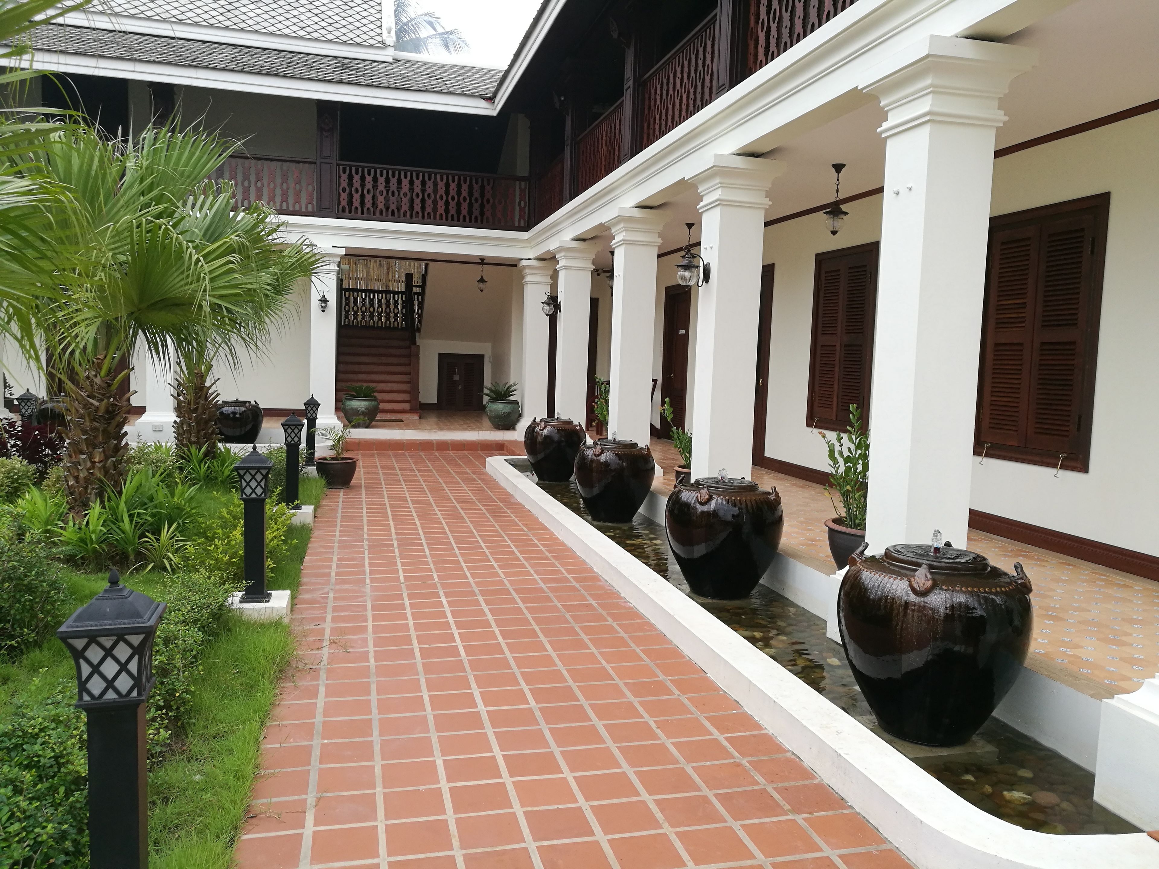 Houngvilai Hotel