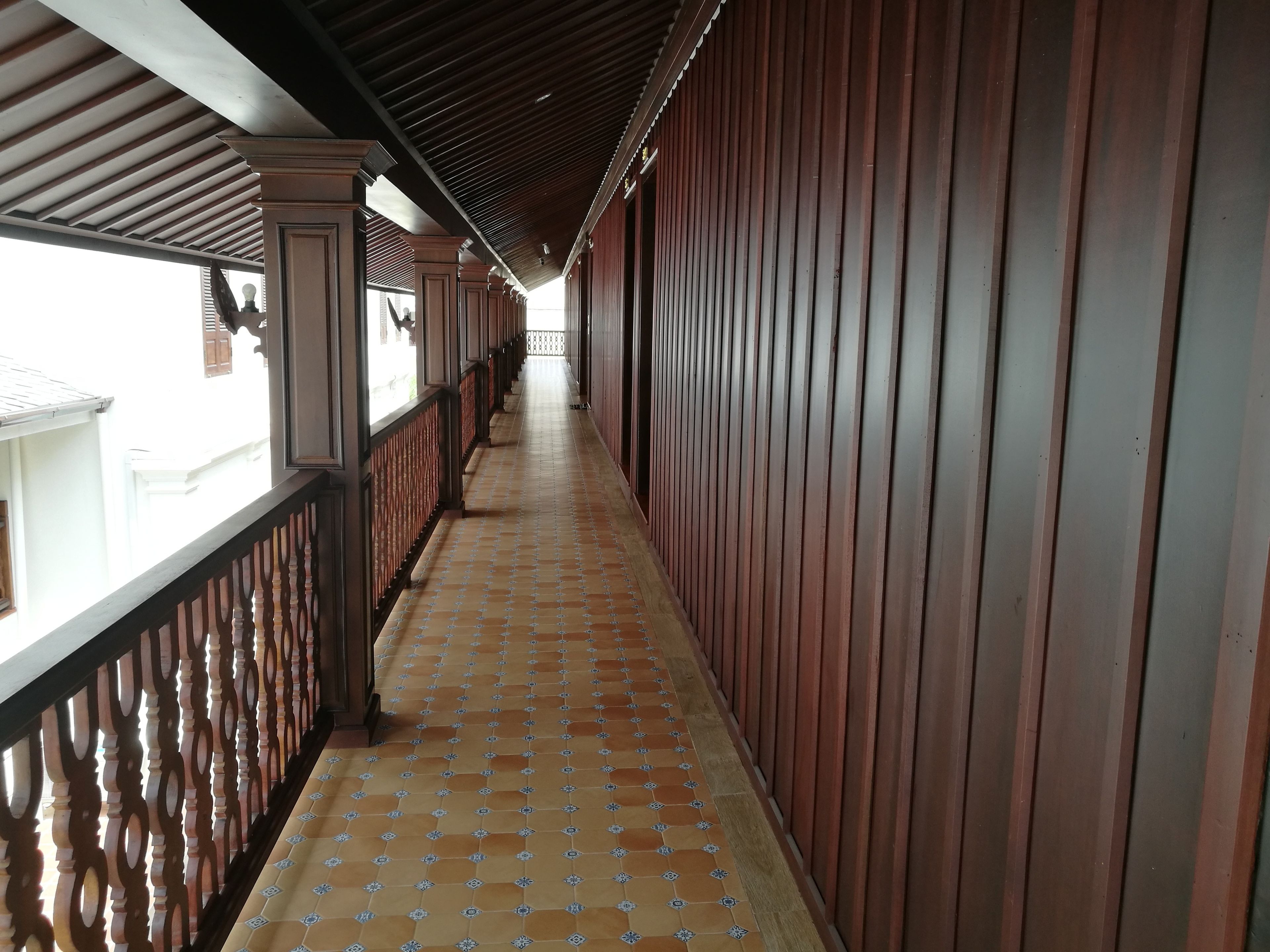 Houngvilai Hotel