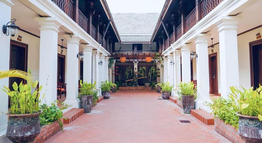 Houngvilai Hotel