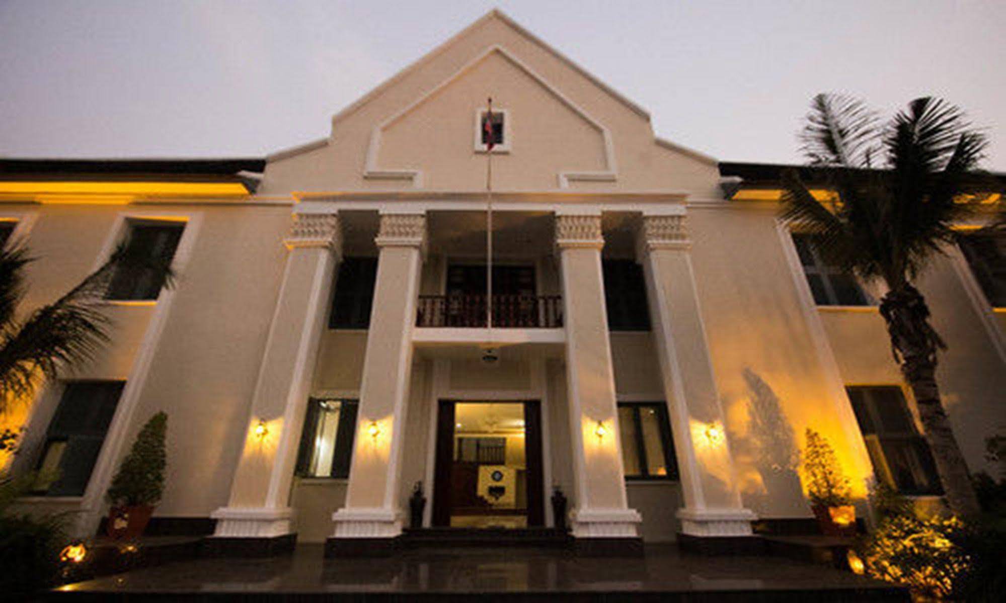 Jing Land Hotel