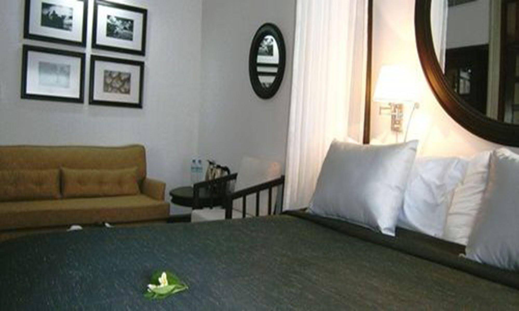 Jing Land Hotel