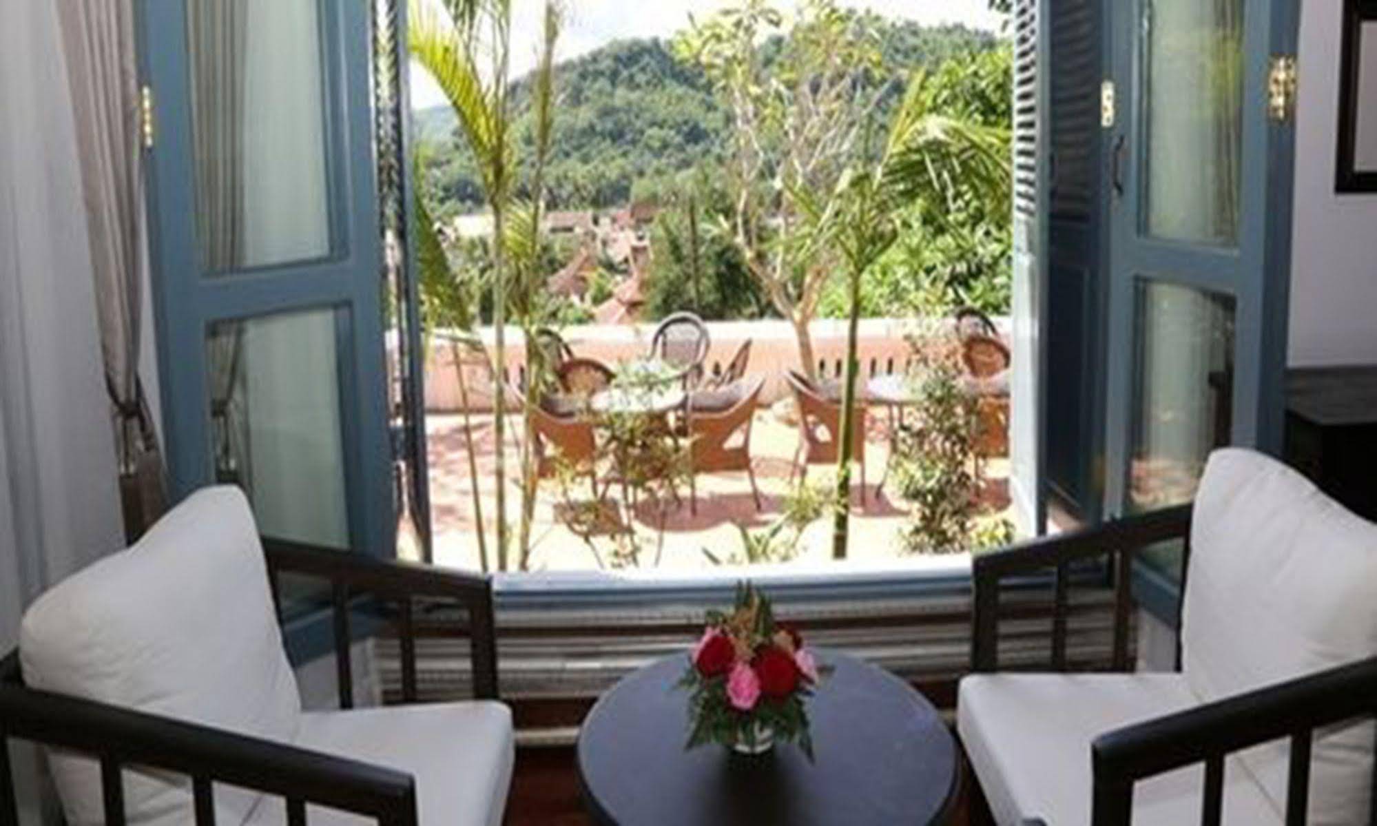 Jing Land Hotel