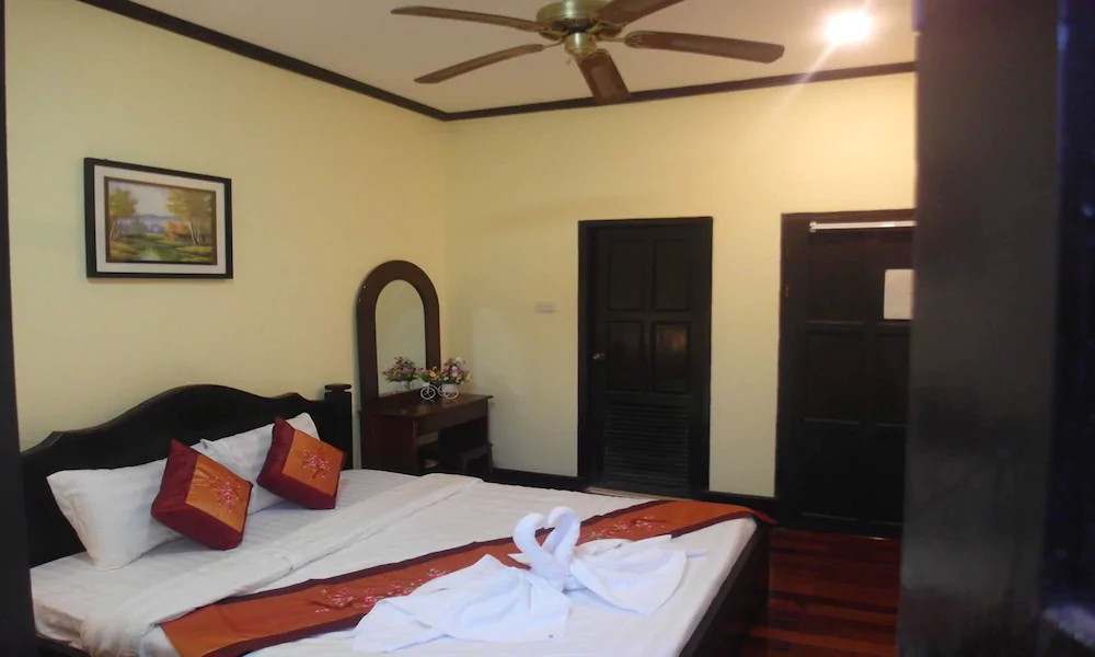 Kinnaly Place House