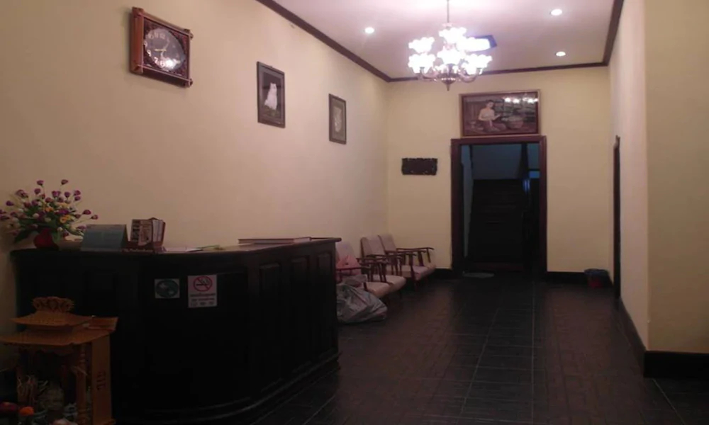 Kinnaly Place House