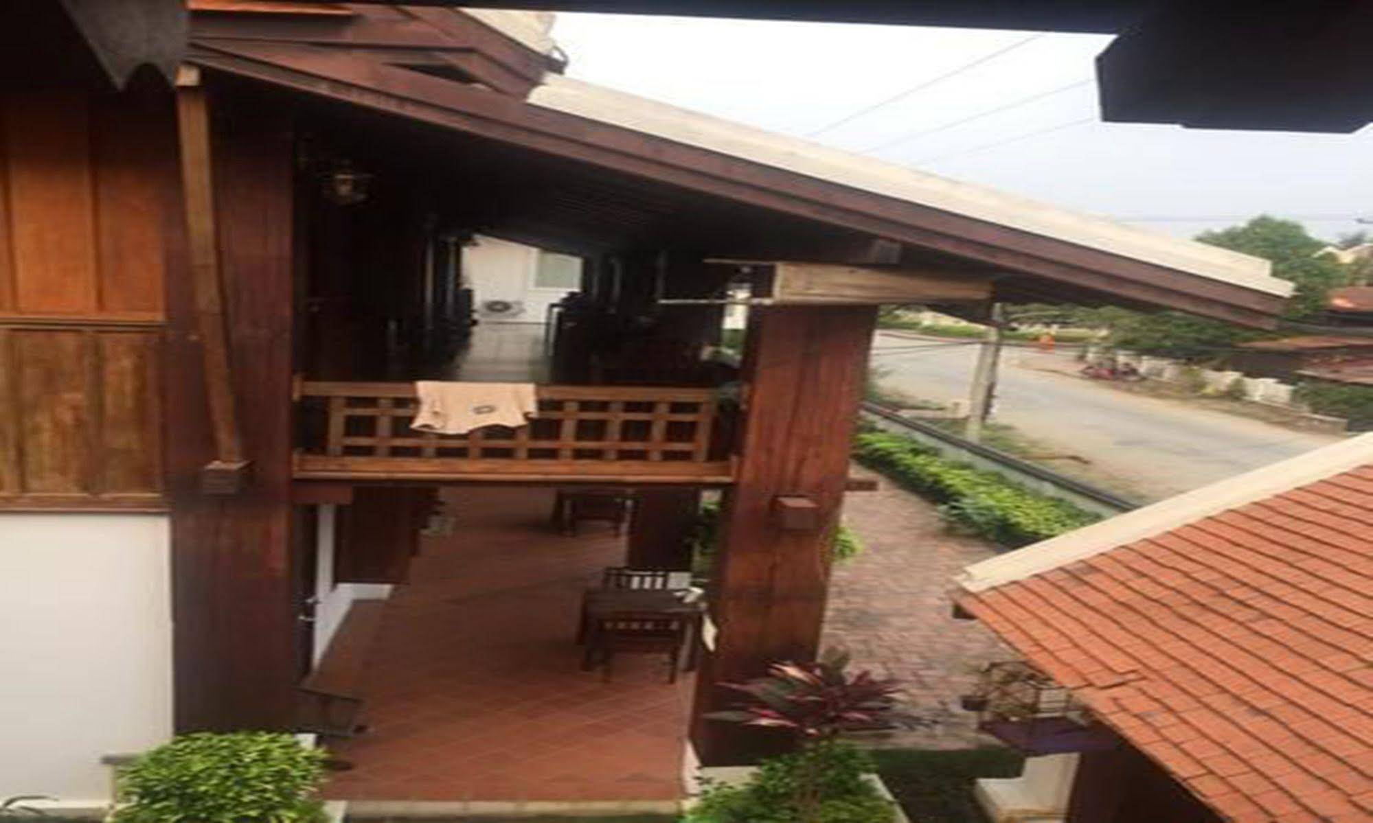 Lakhangthong Boutique Hotel