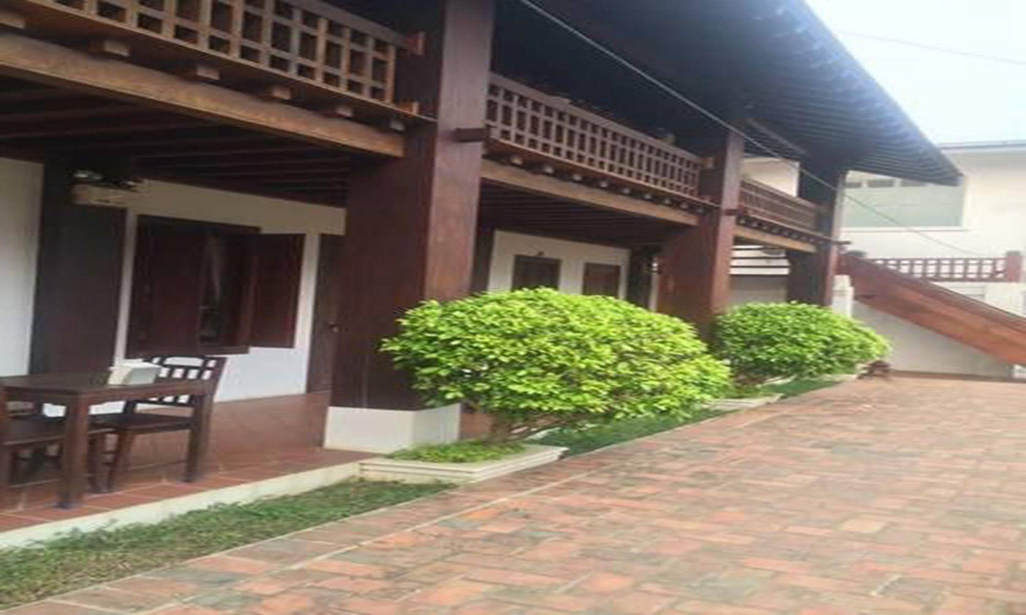 Lakhangthong Boutique Hotel