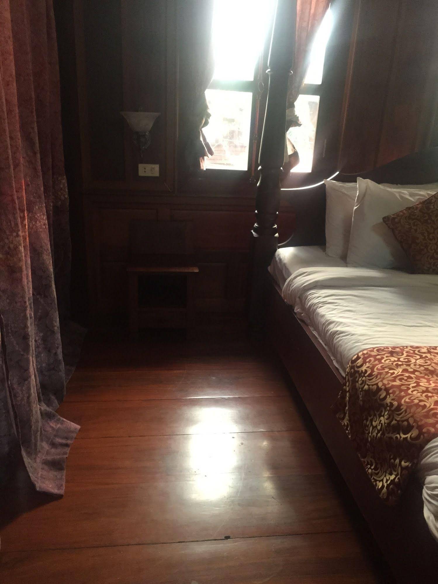 Lakhangthong Boutique Hotel