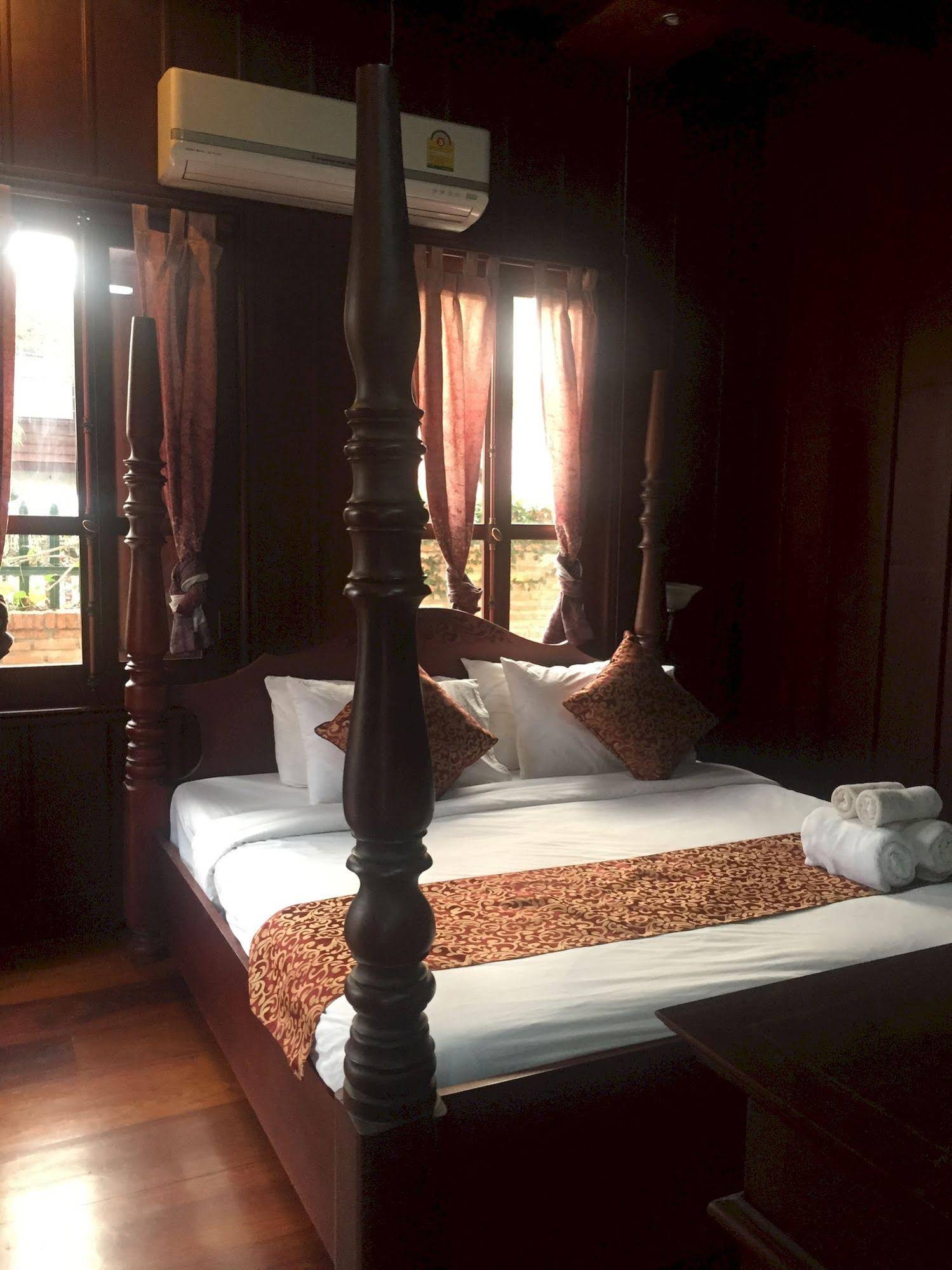 Lakhangthong Boutique Hotel