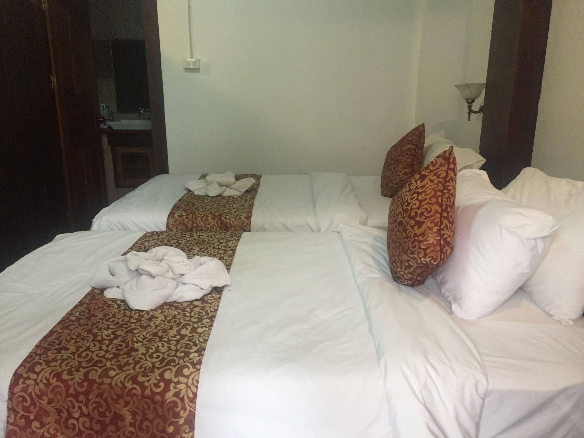 Lakhangthong Boutique Hotel