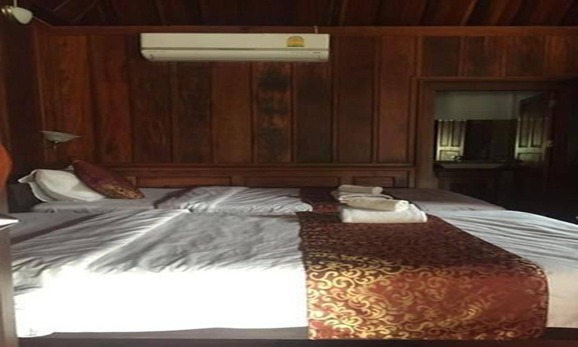 Lakhangthong Boutique Hotel