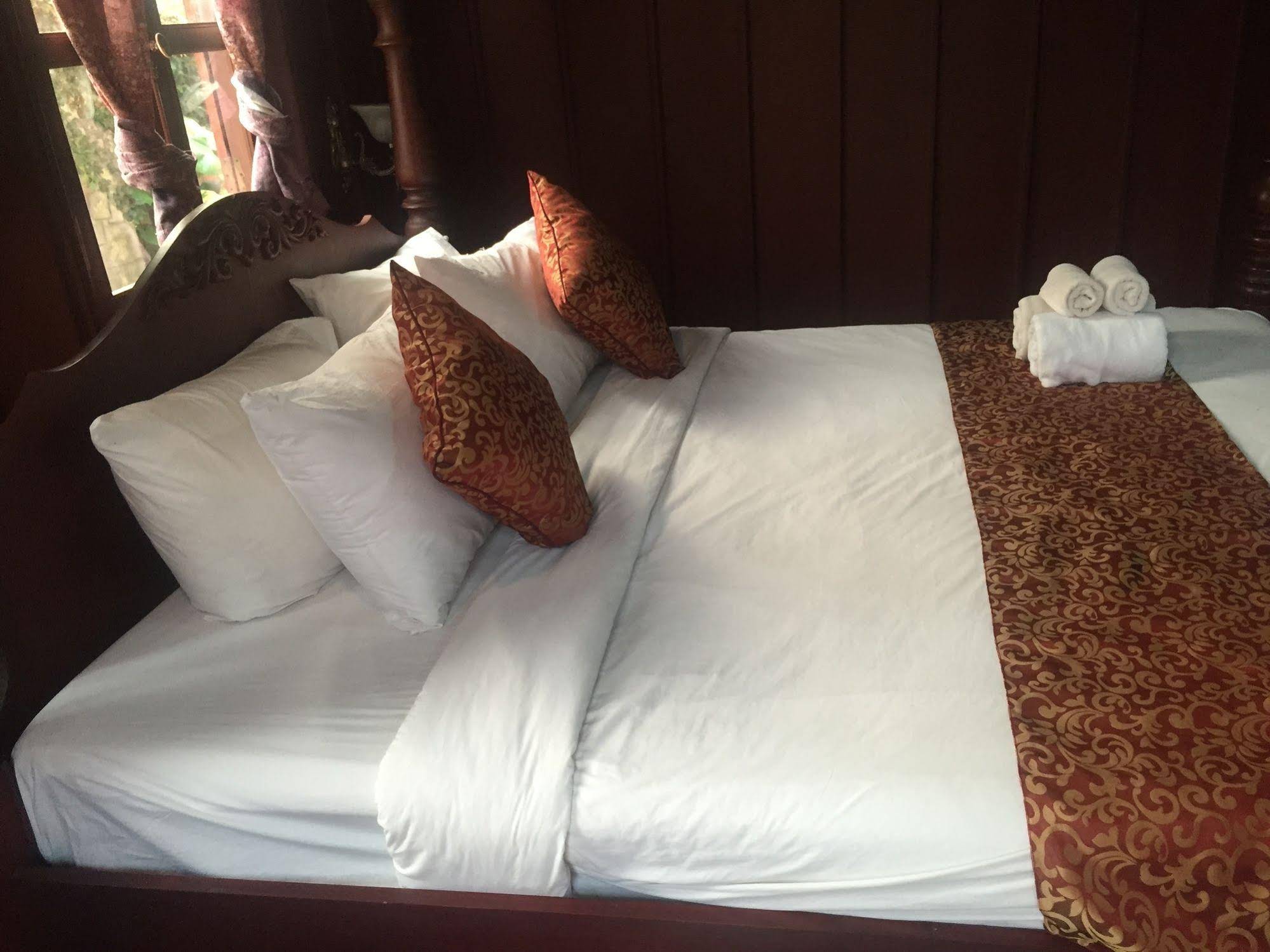 Lakhangthong Boutique Hotel