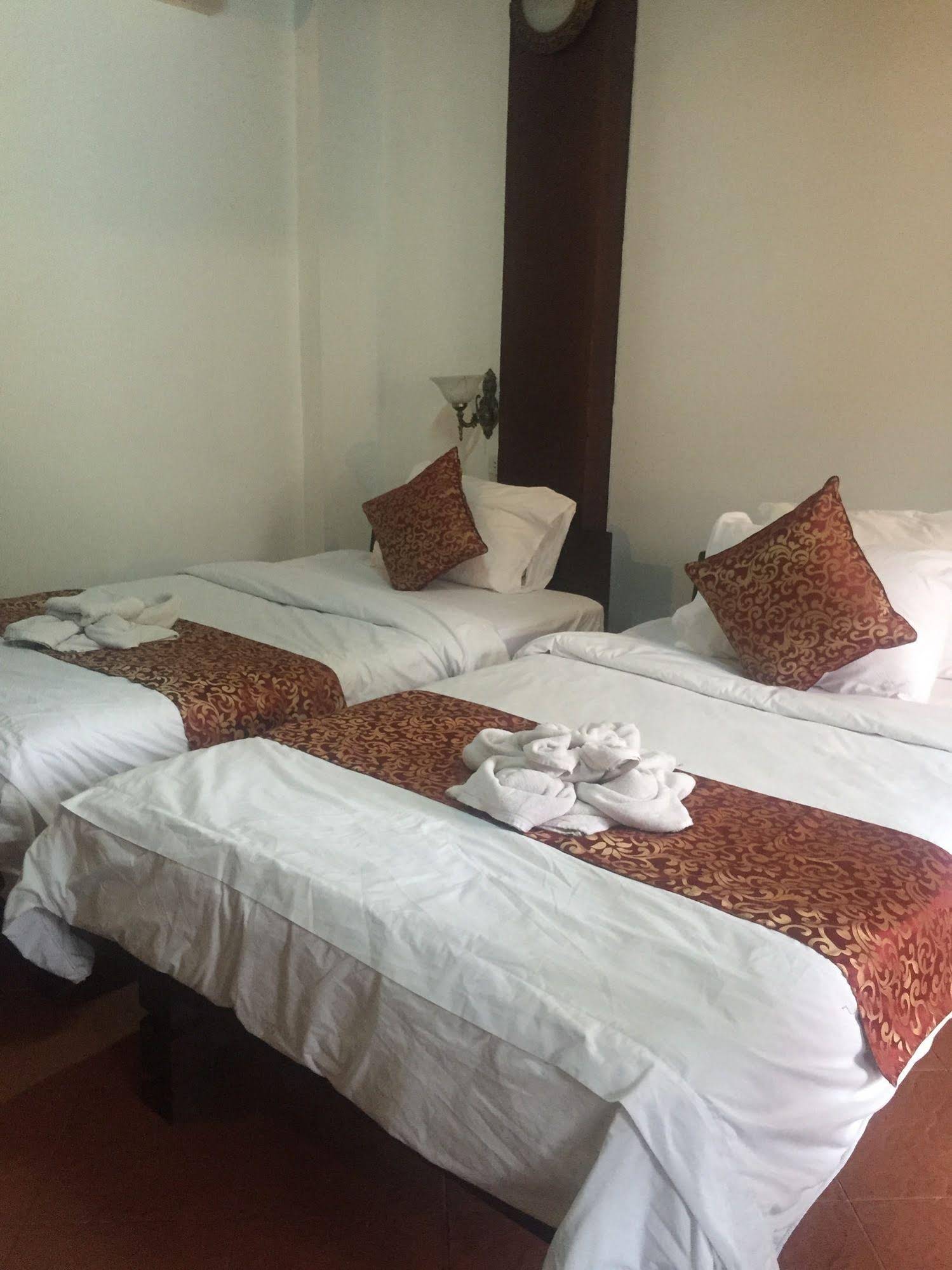 Lakhangthong Boutique Hotel