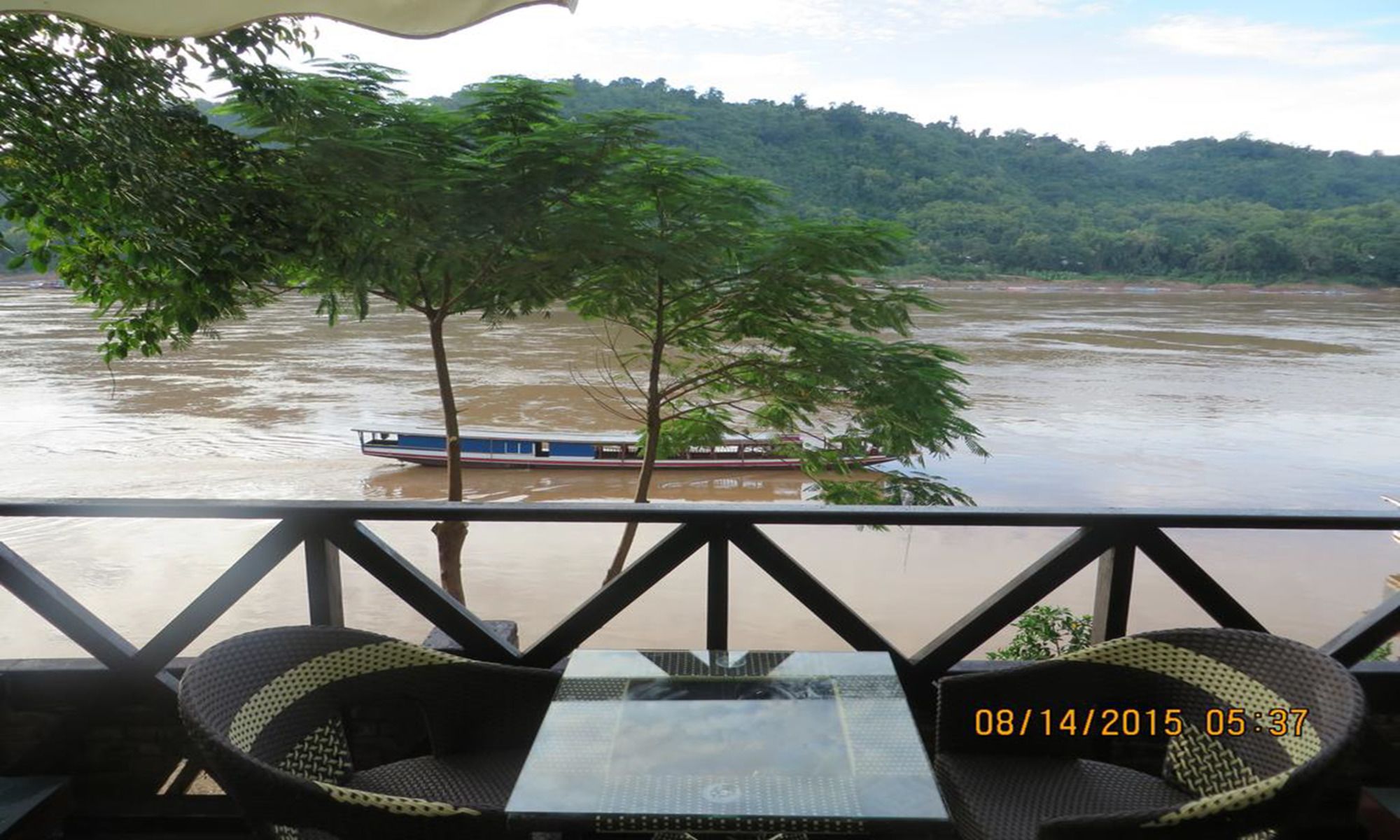 Lan Kham Riverside Hotel