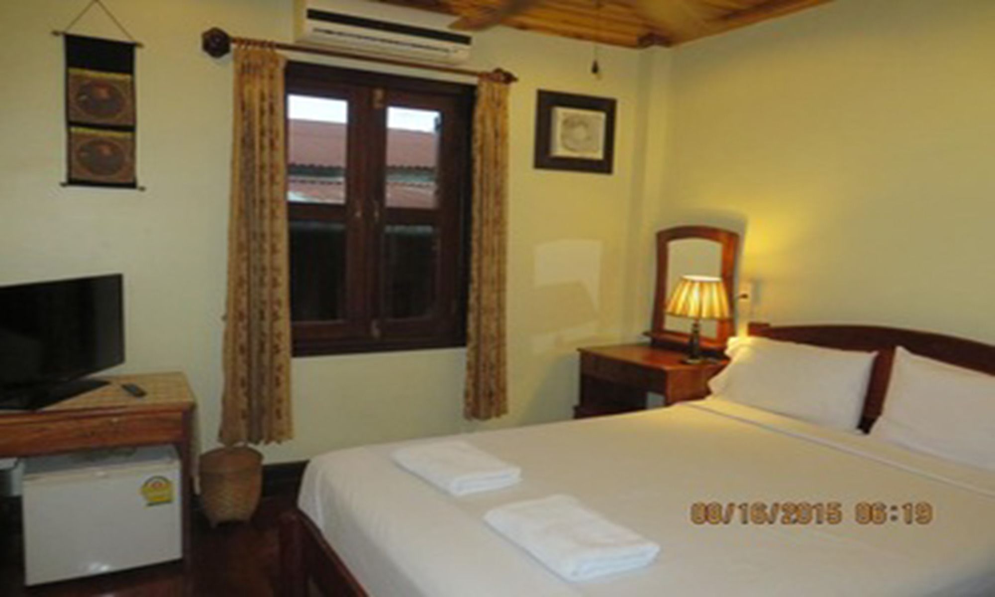Lan Kham Riverside Hotel