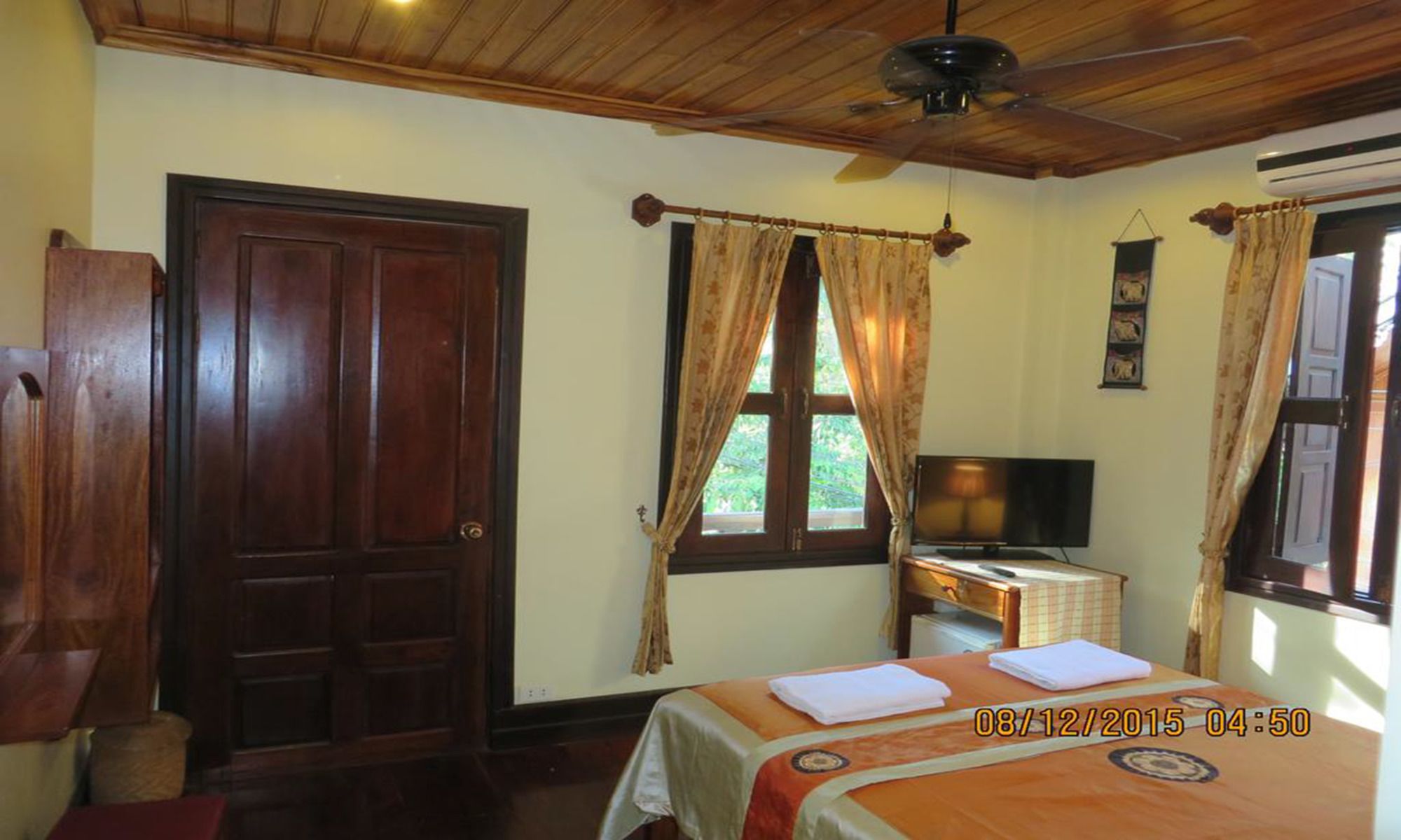 Lan Kham Riverside Hotel
