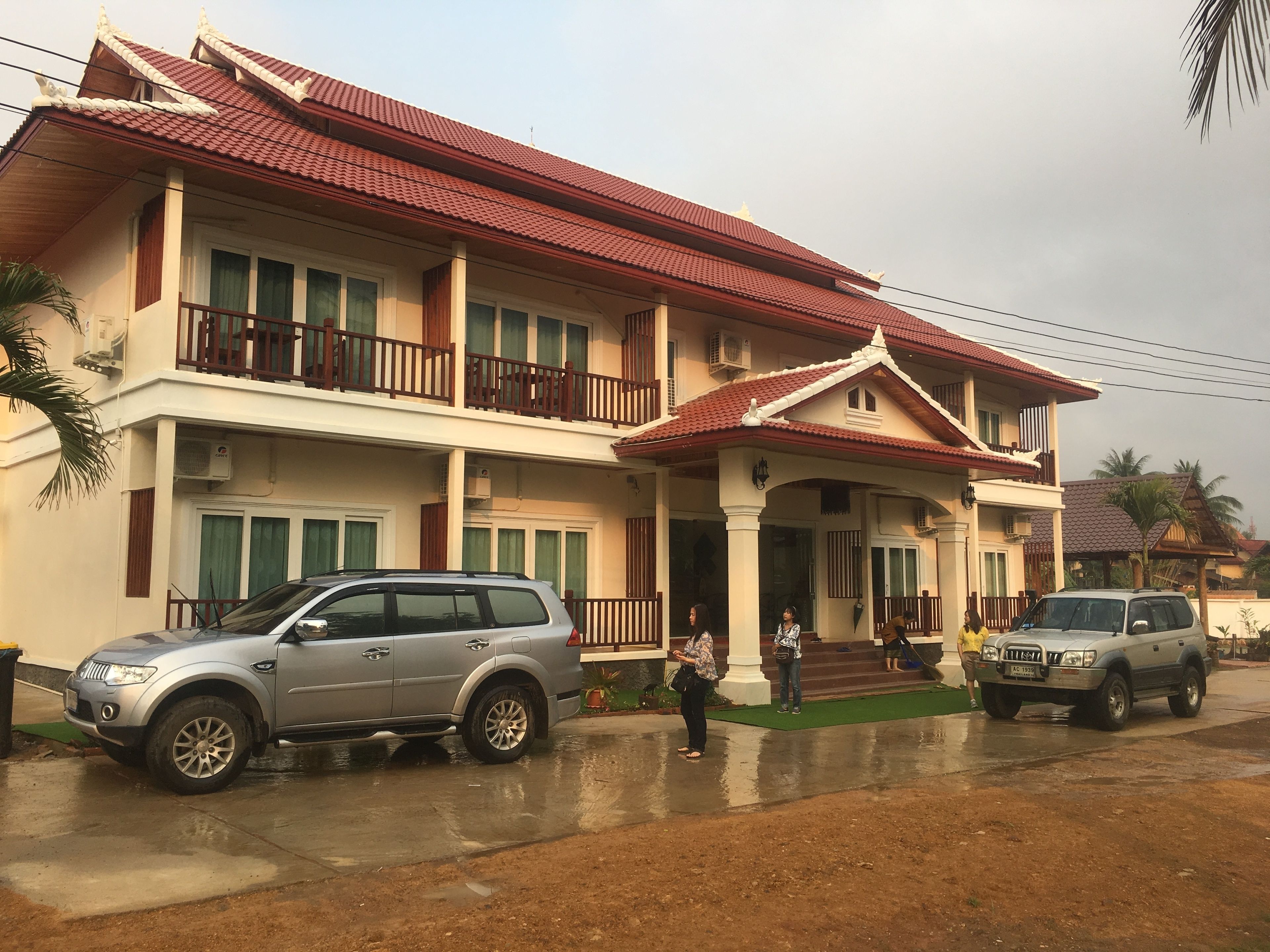 Leego Hotel