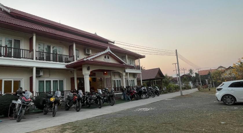 Leego Hotel
