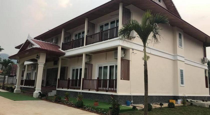 Leego Hotel