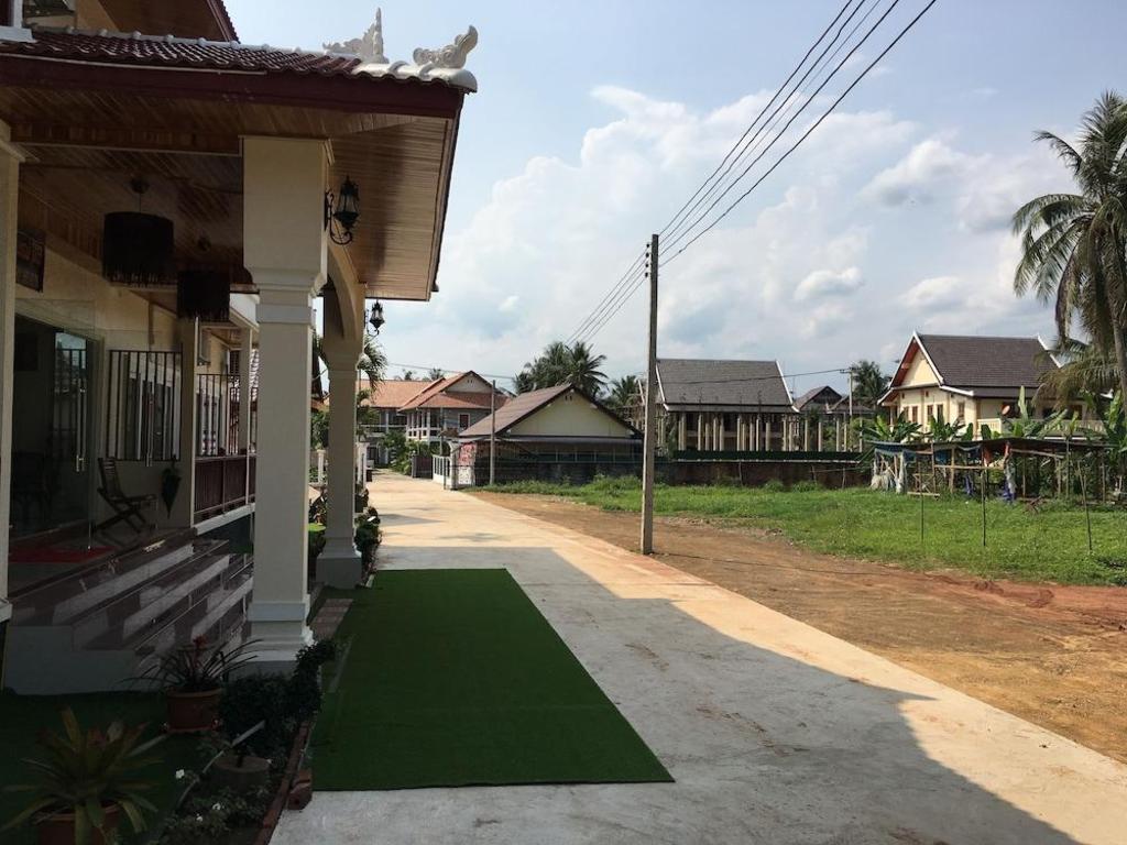 Leego Hotel