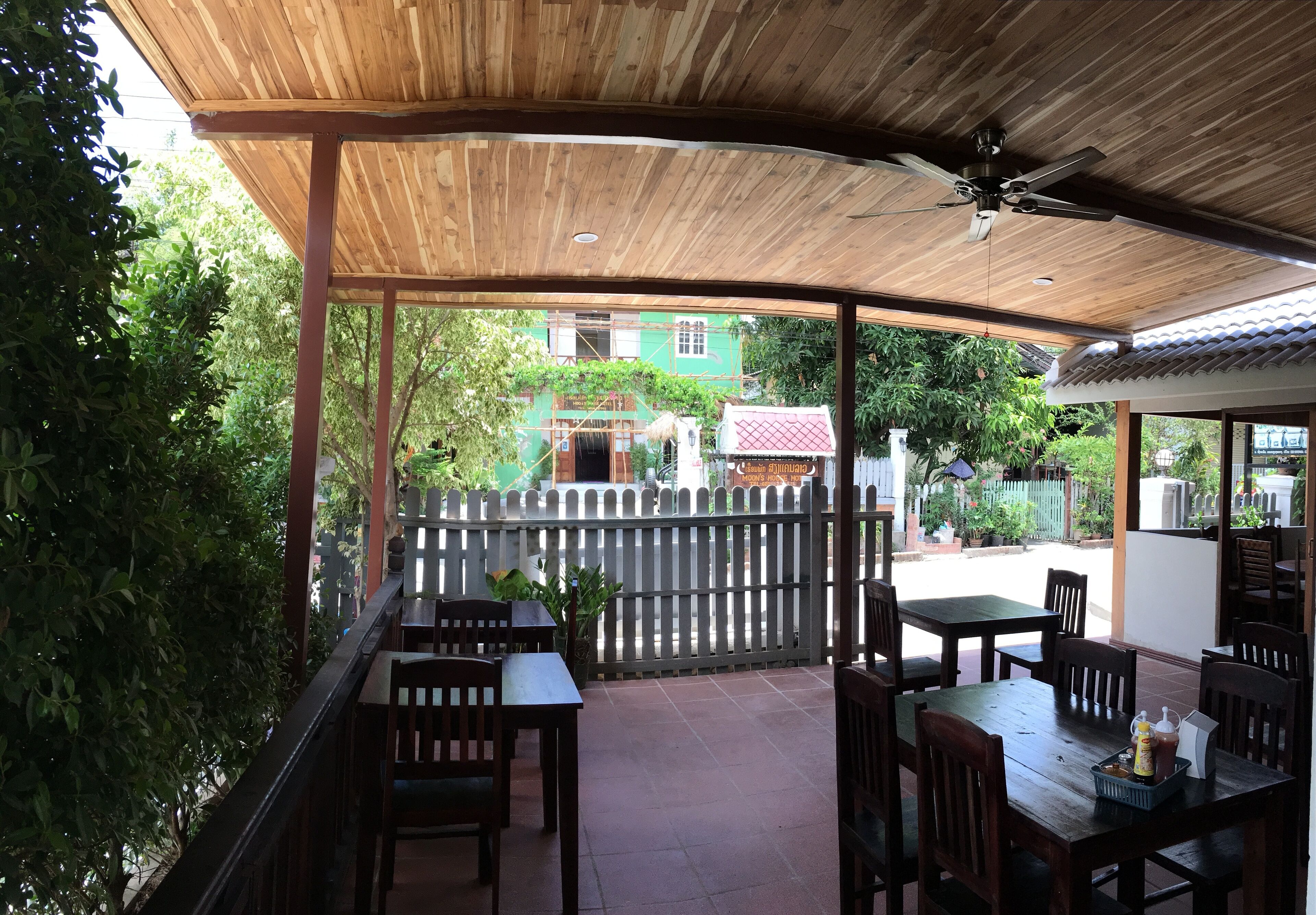 Le KhounSok Boutique Hotel