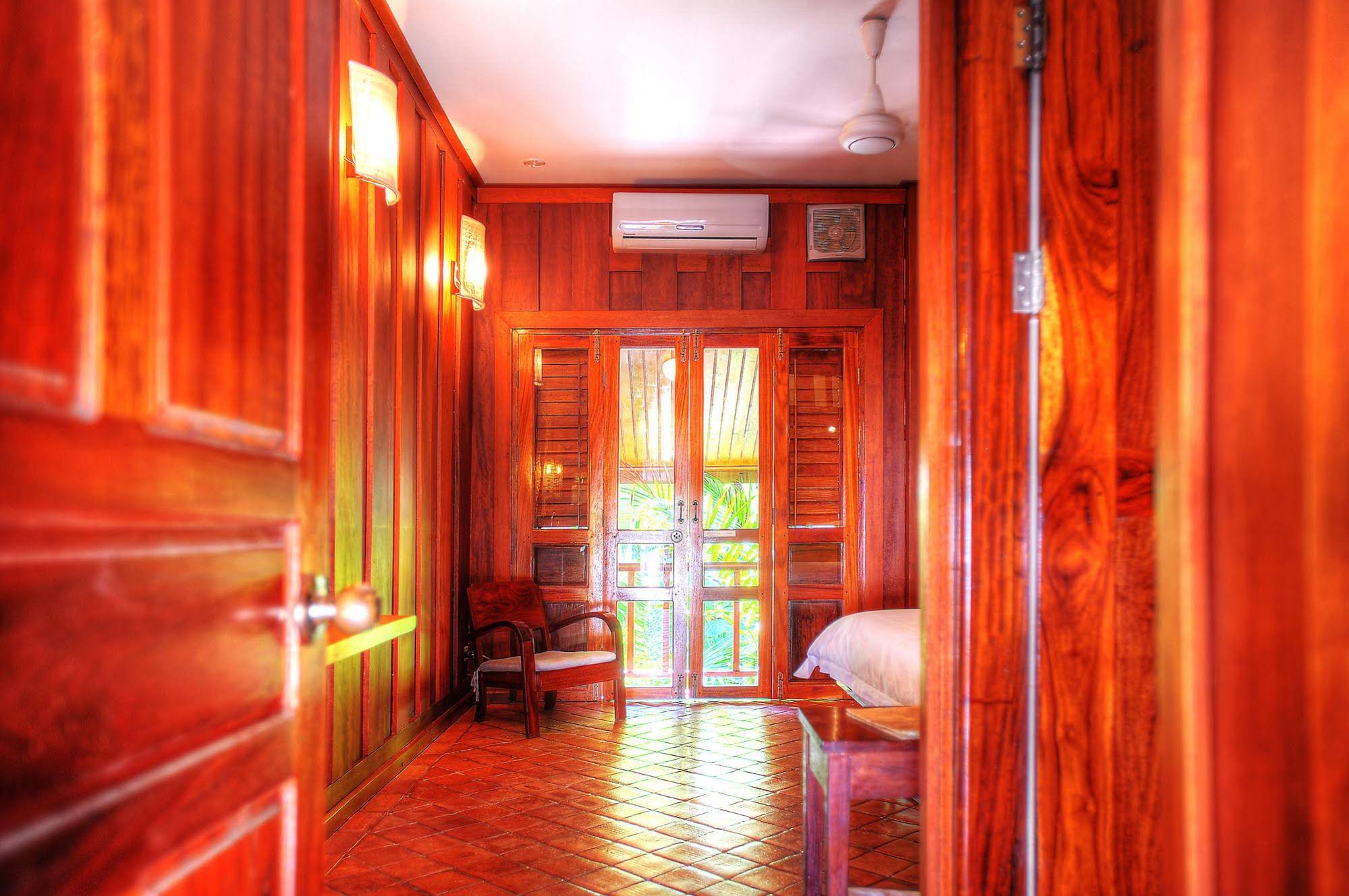 Lotus Villa