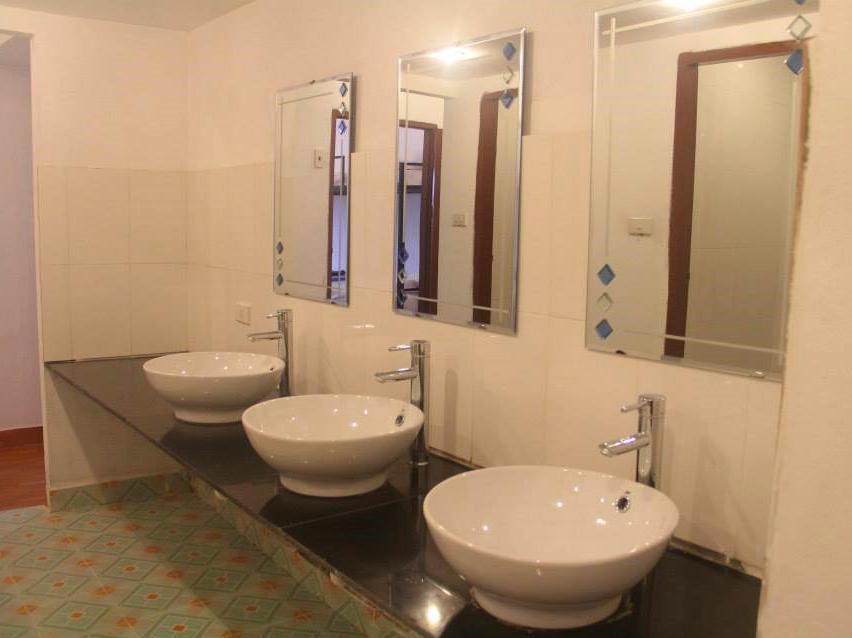 LPQ Backpackers Hostel