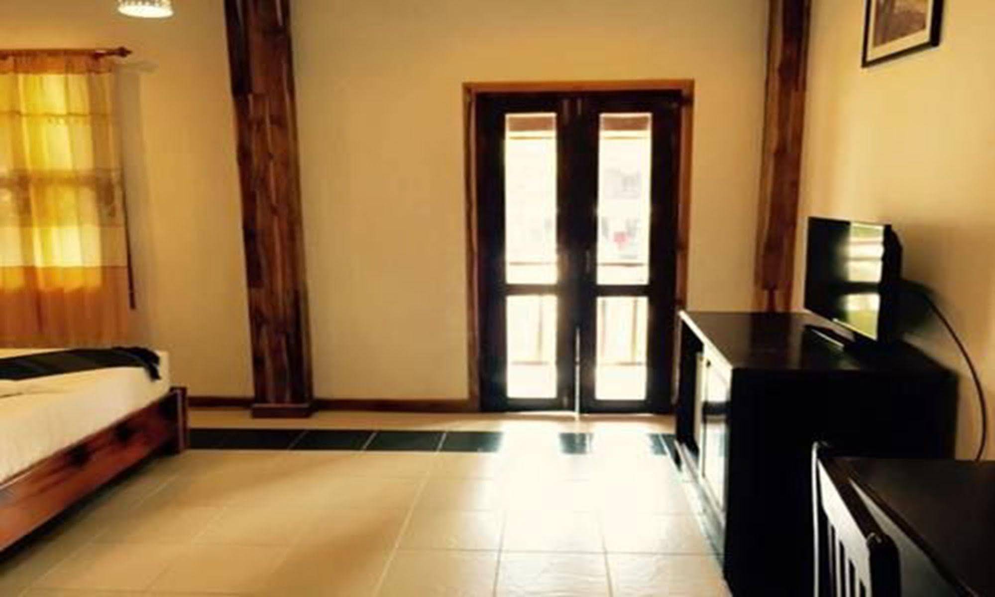Luang Prabang Oasis - Villa Namnuea
