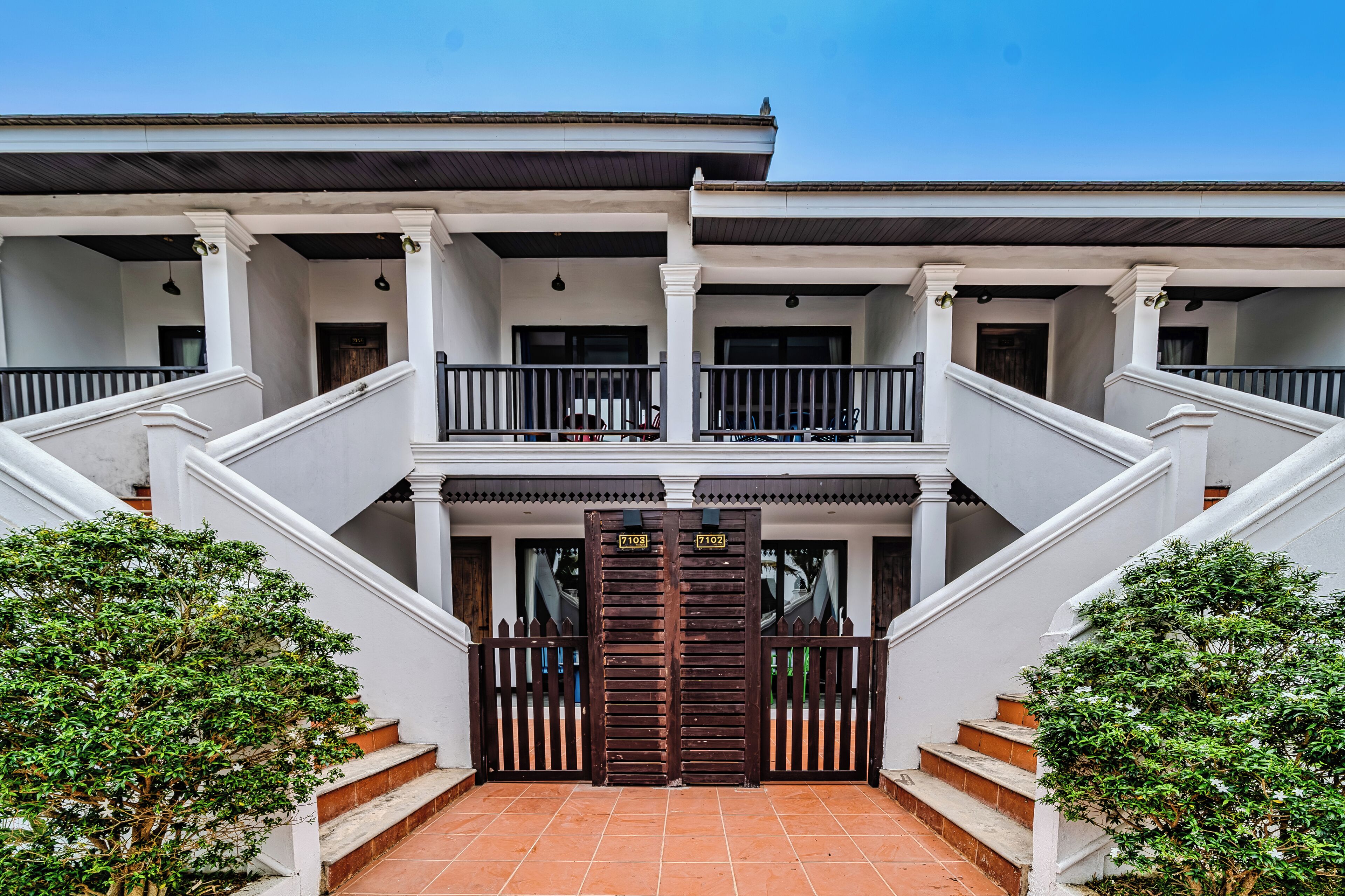 Manyo Hotel And Resort