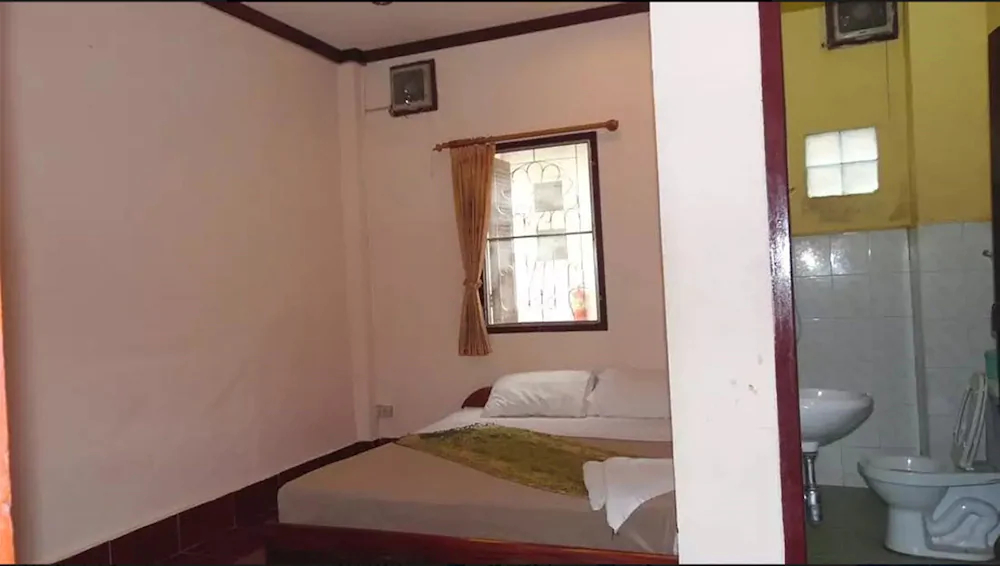 Mao Phashok Guesthouse