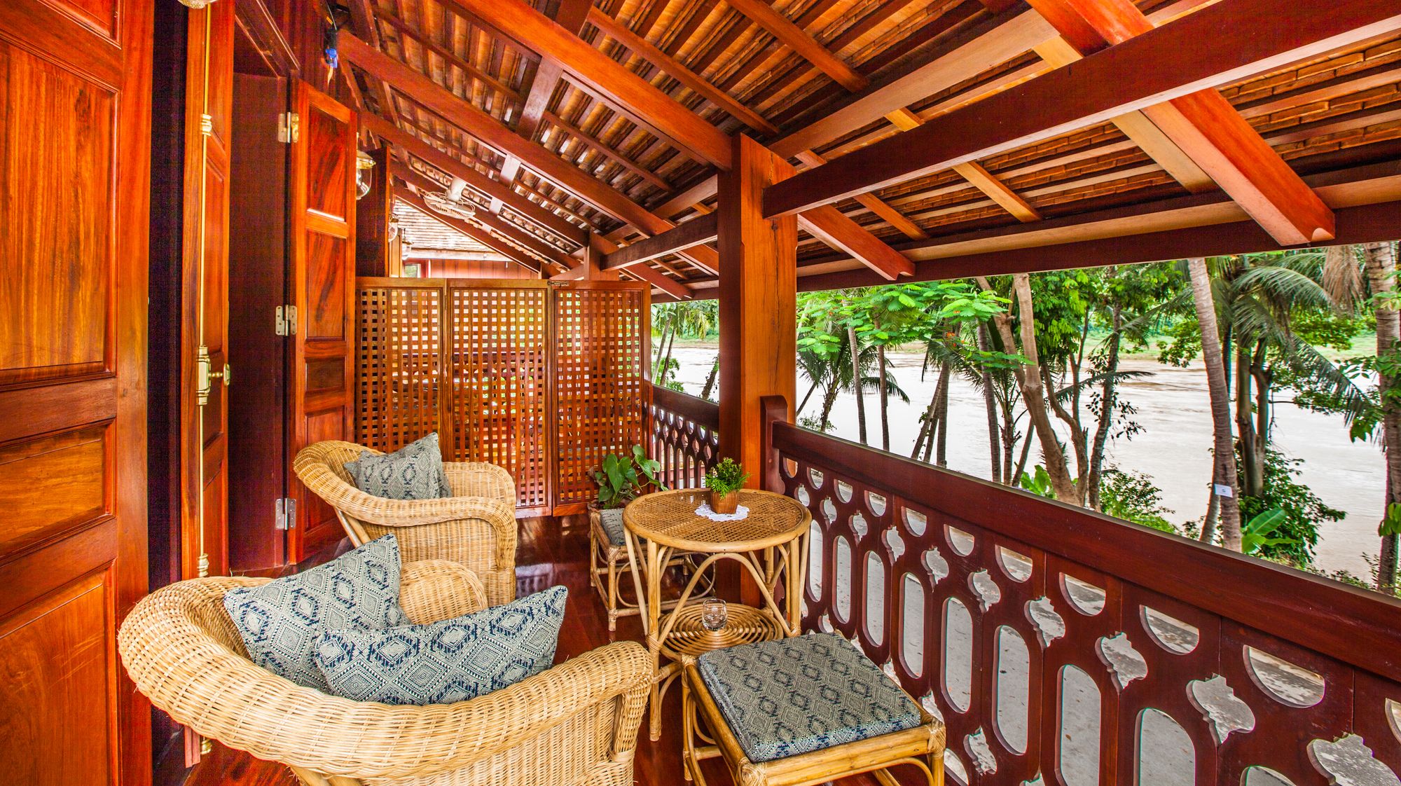 Mekong Riverview Hotel