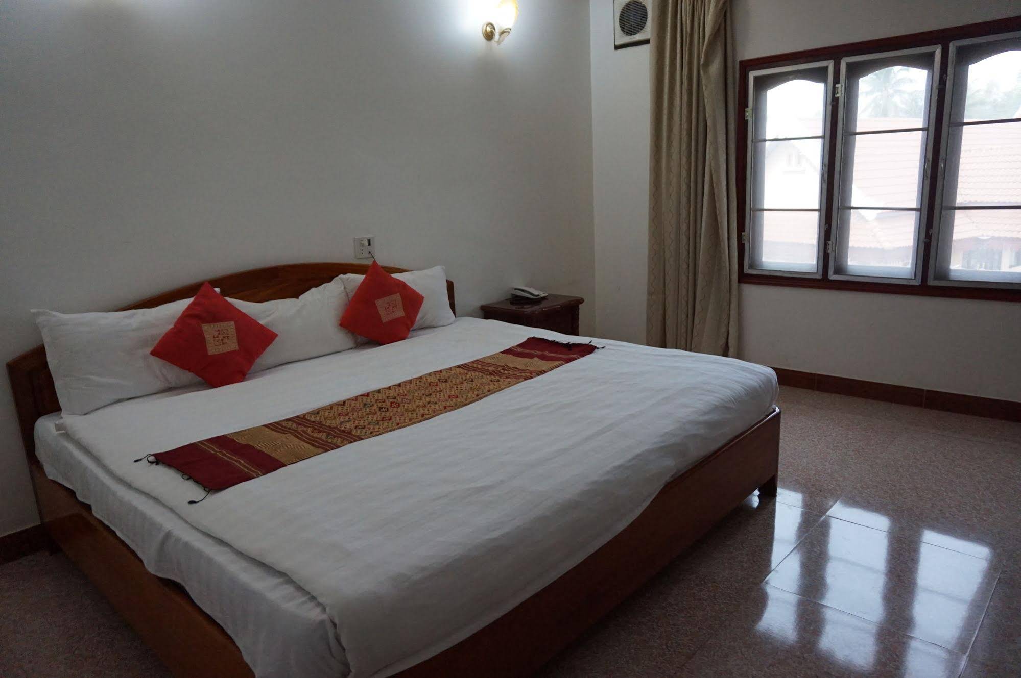 Mittaphap Hotel II
