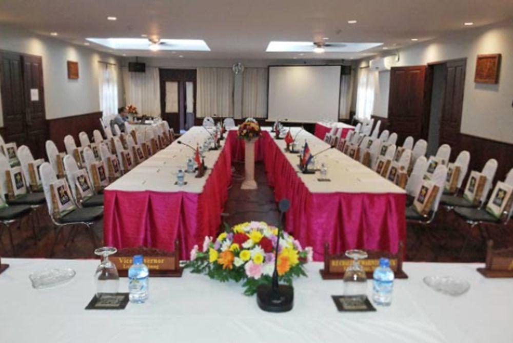Chitchareune Muangluang Hotel