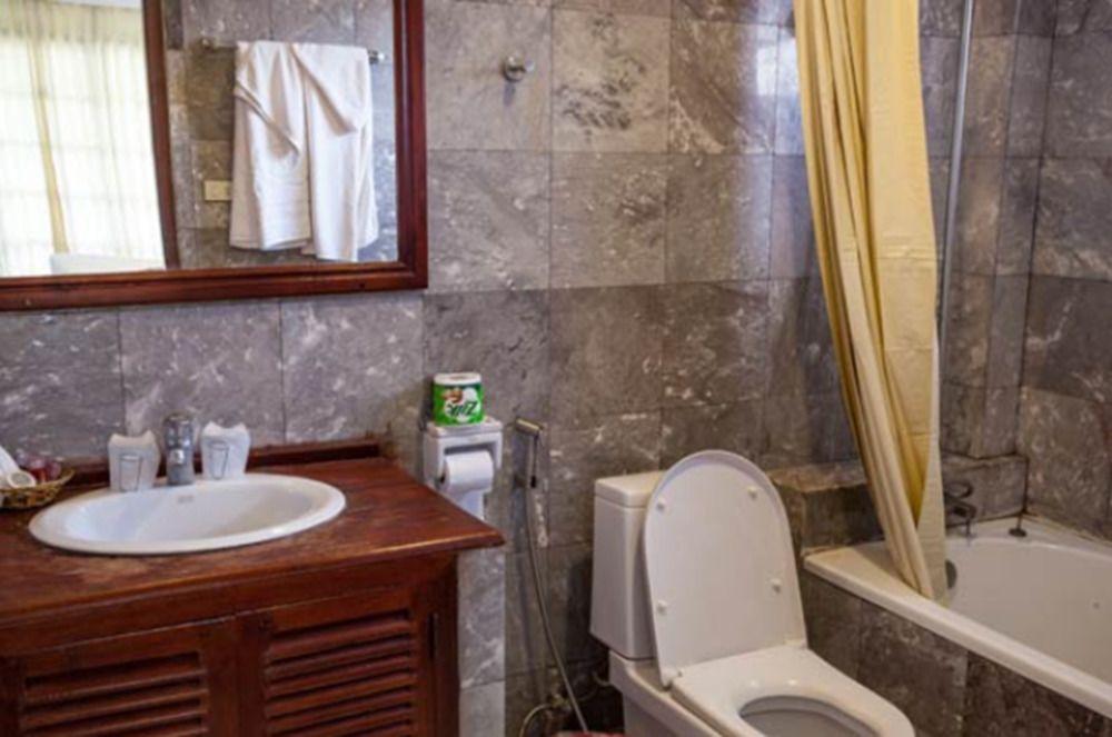Chitchareune Muangluang Hotel