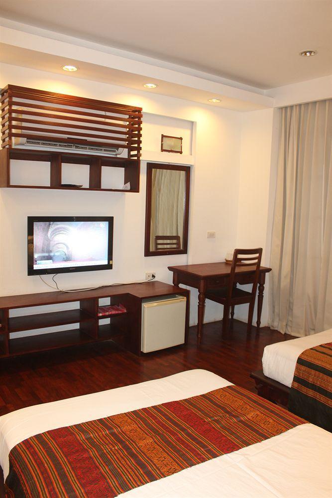 Chitchareune Muangluang Hotel