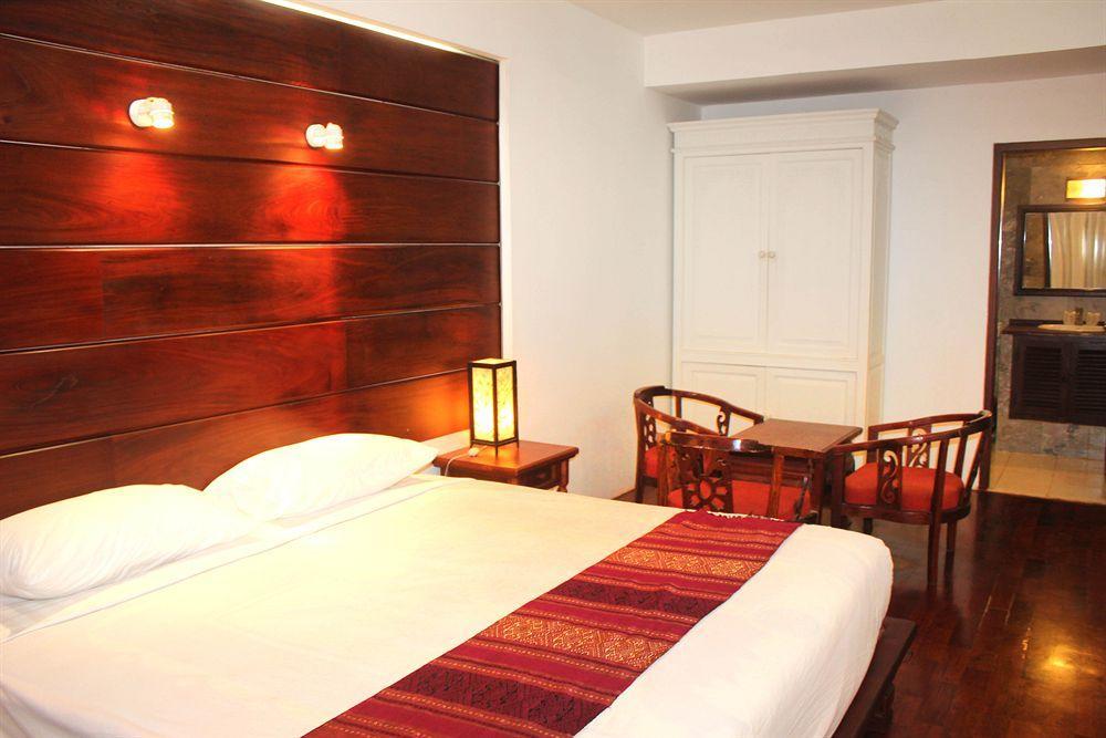 Chitchareune Muangluang Hotel