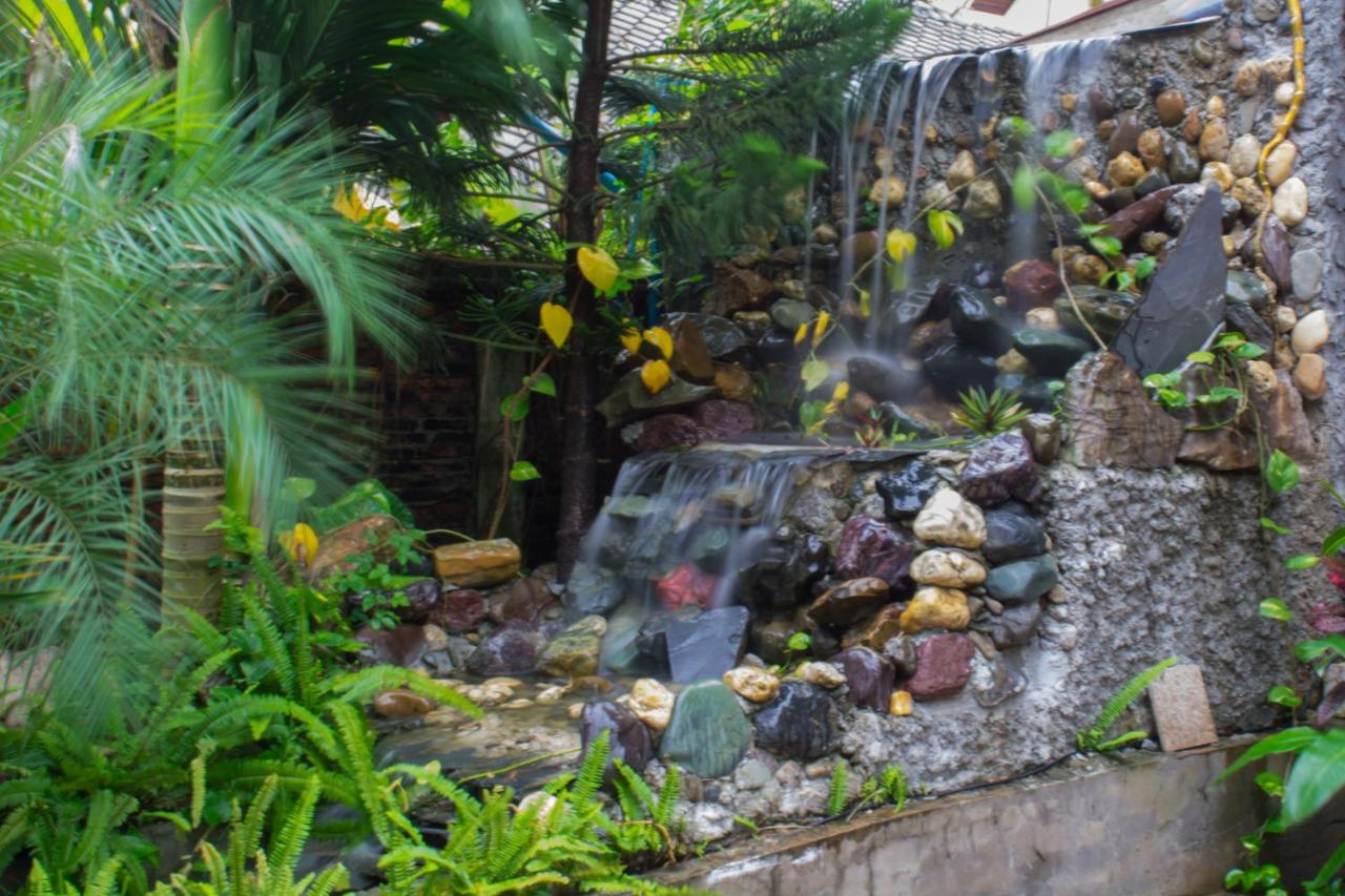 Muang Thong