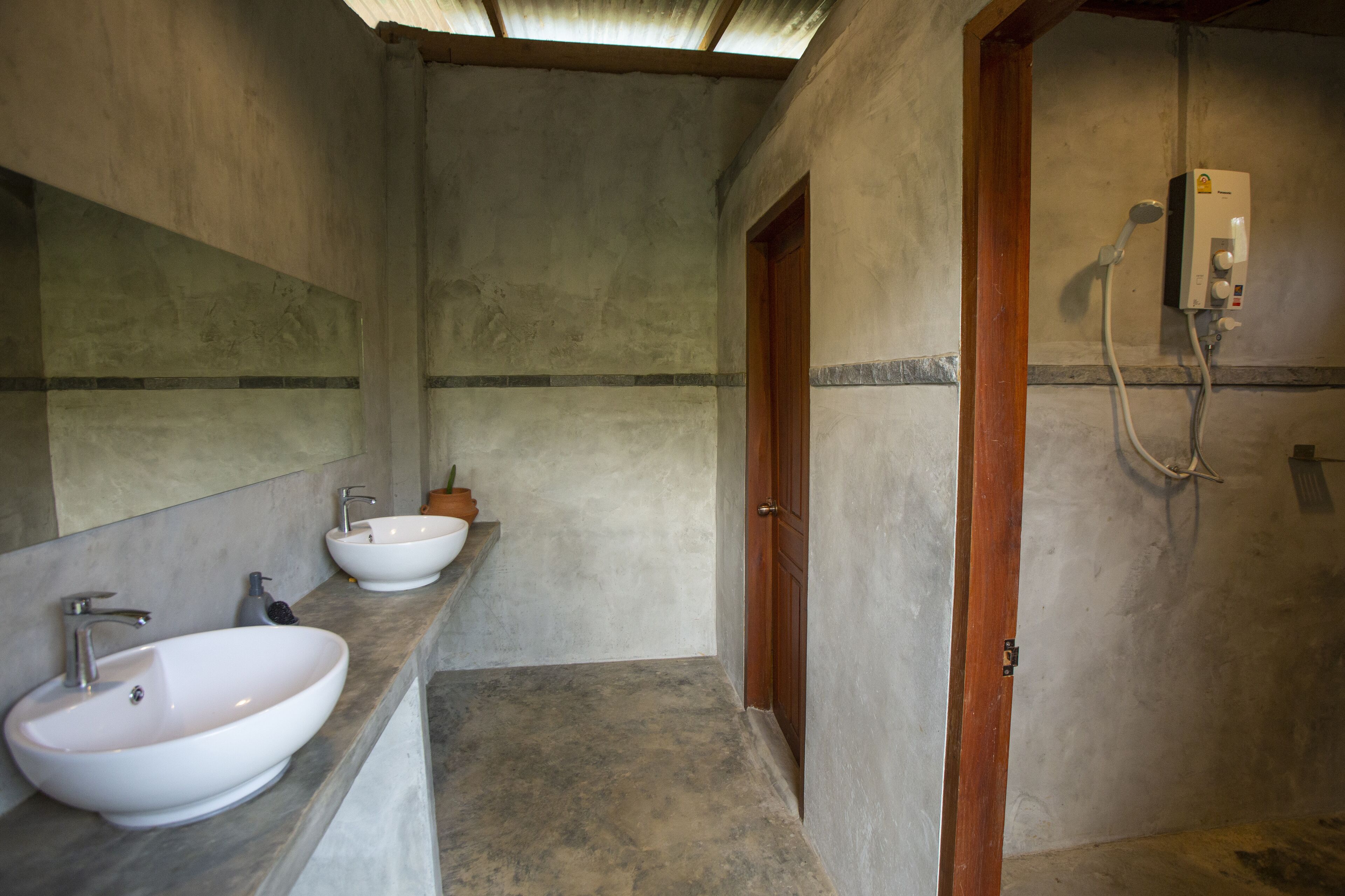 Naga Lodge