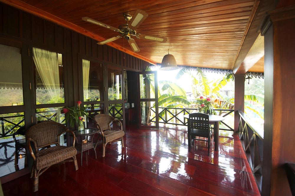 Nam Ou Riverside Resort