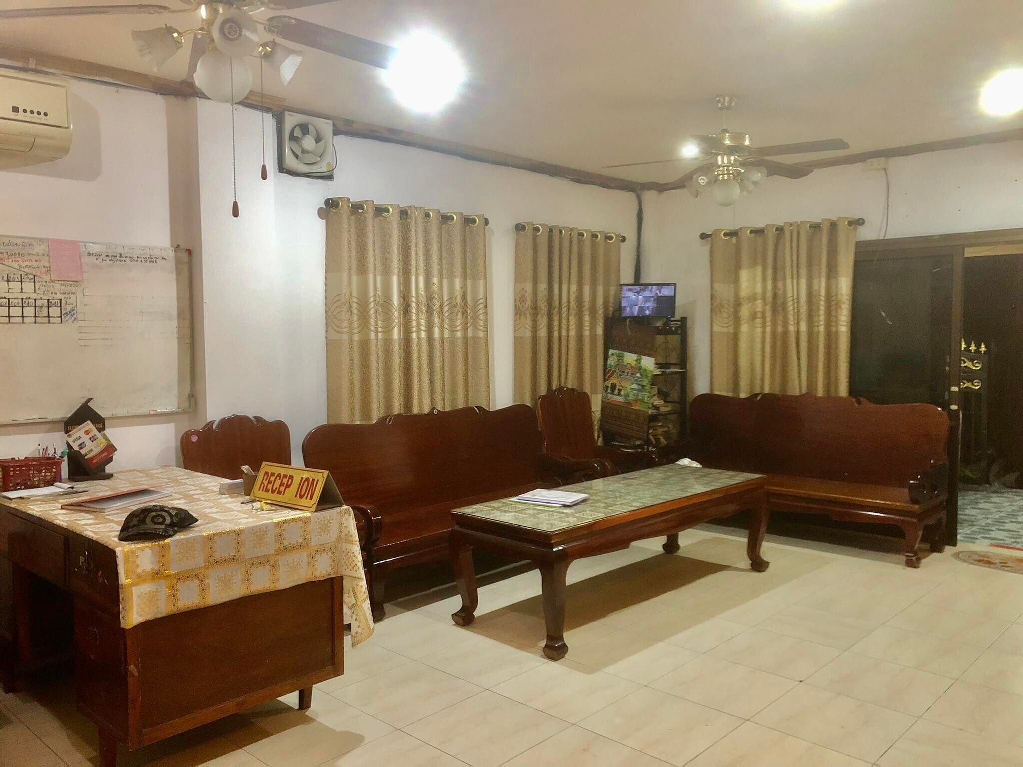 Nocknoy Lanexang Guesthouse